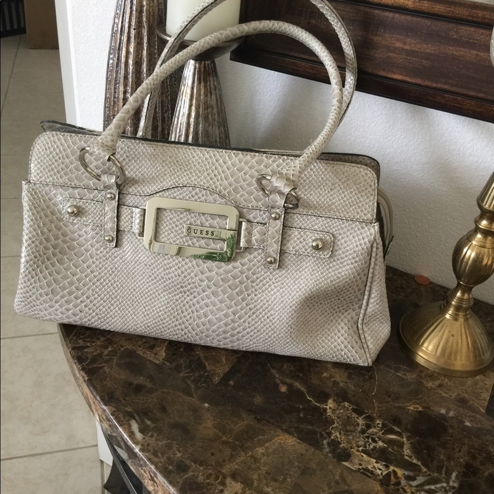 Guess Handbag  beige