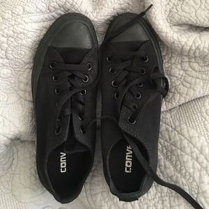 All black low top converse