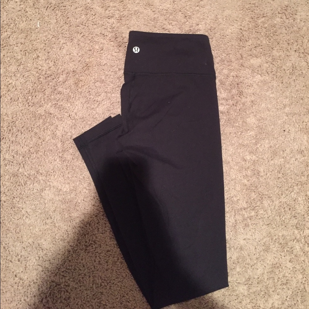 Black Lululemon Wunder Under Pant