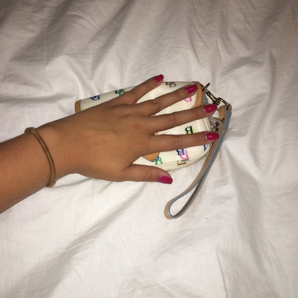 SOLD----Dooney and Bourke small clutch bag!!! - Picture 5 of 5