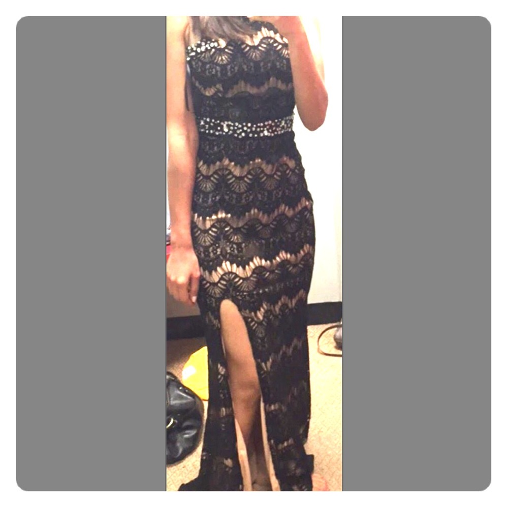 black lace dress - Picture 2 of 4