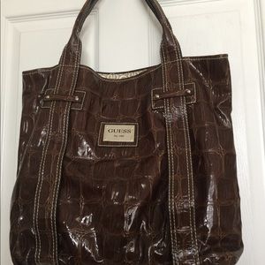 Guess Handbag. Brown