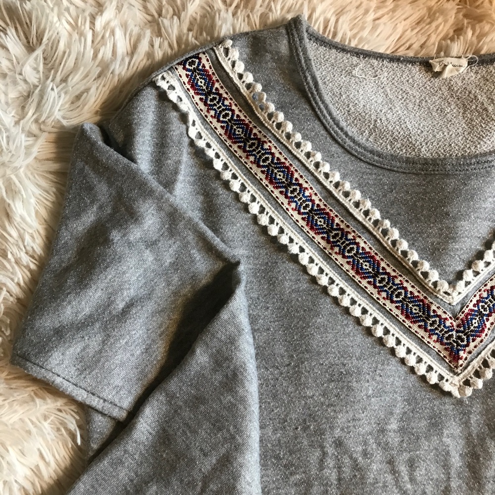 Cropped Knit Sweater by Trillium