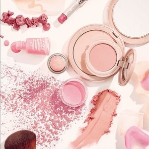 Meet your Posher, Kadi