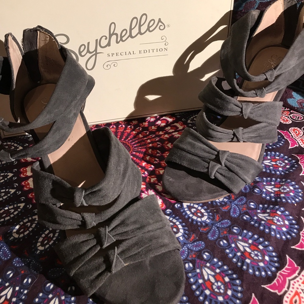 Seychelles for Anthropologie Grey Suede Heels