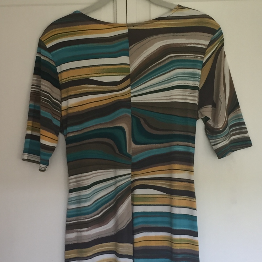 Dress - Picture 6 of 6