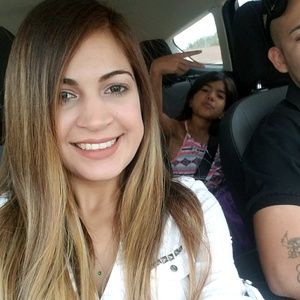 Meet your Posher, Kittzzia