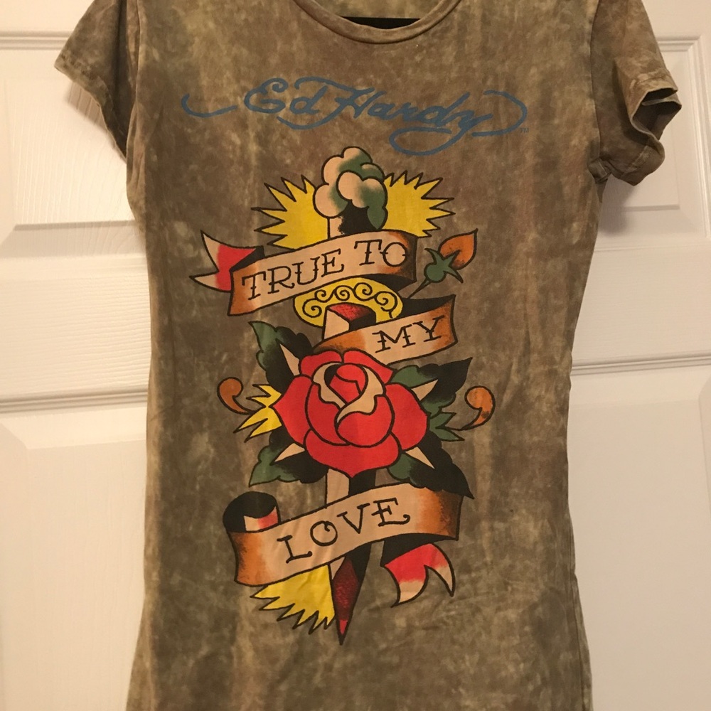 Large Ed Hardy T-shirt.