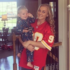 Meet your Posher, Caitlyn