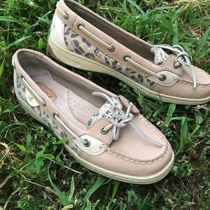 Leopard Sperry's