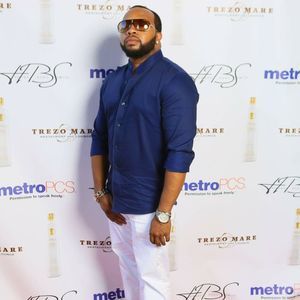 Meet your Posher, Corey