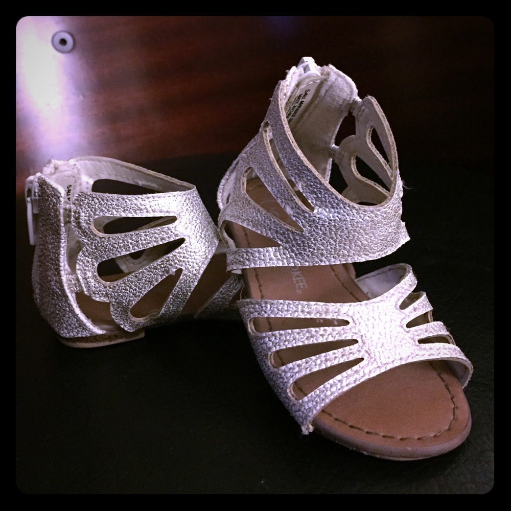 Very cute gladiator sandals!