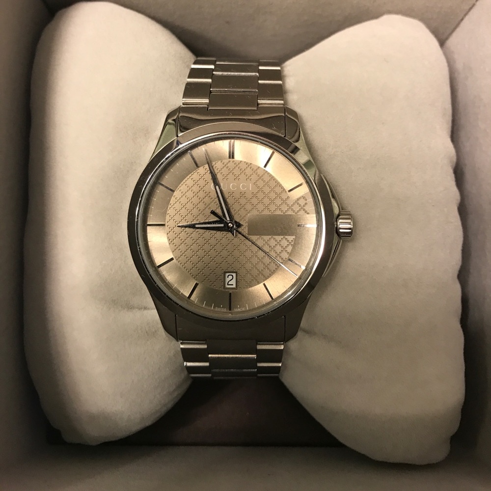 Gucci G Timeless watch WITH BOX!!!