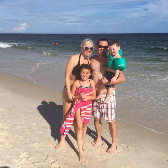 Meet your Posher, Heather - Picture 2 of 2