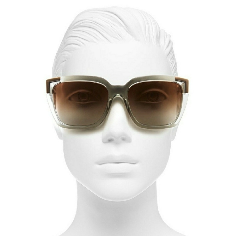 SALE! BNIB Chloe Sunglasses