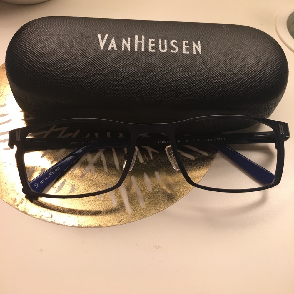 Brand new Men's VanHeusen frames