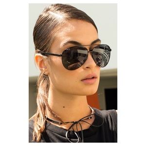 Vivienne black aviator sunglasses