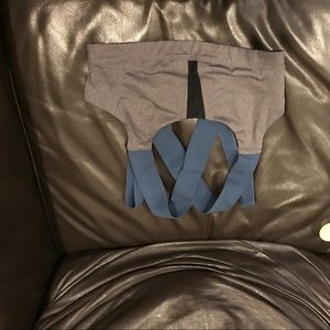 Alo yoga Sports Bra l- medium support