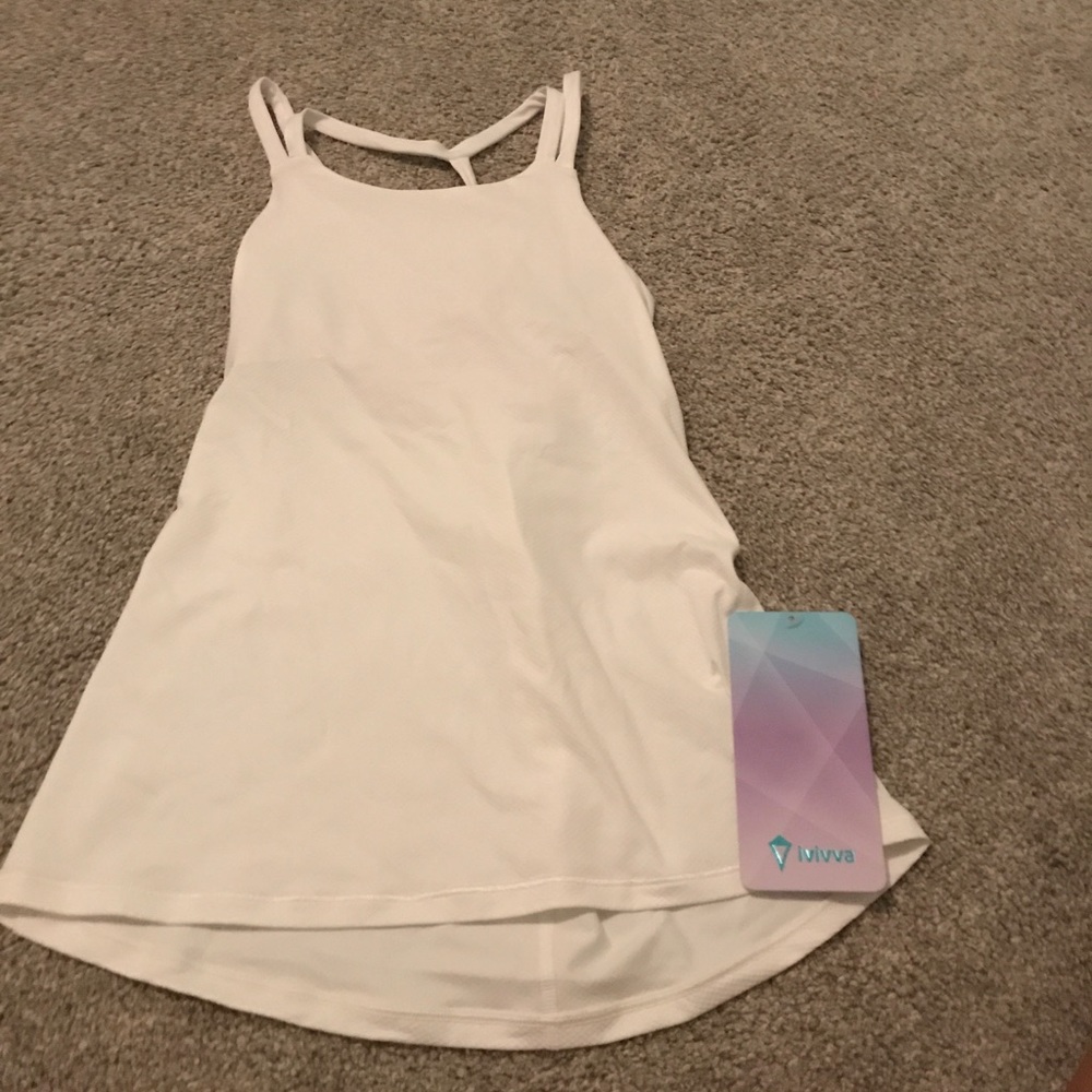 NWT!! White ivivva Give It Your All Tank
