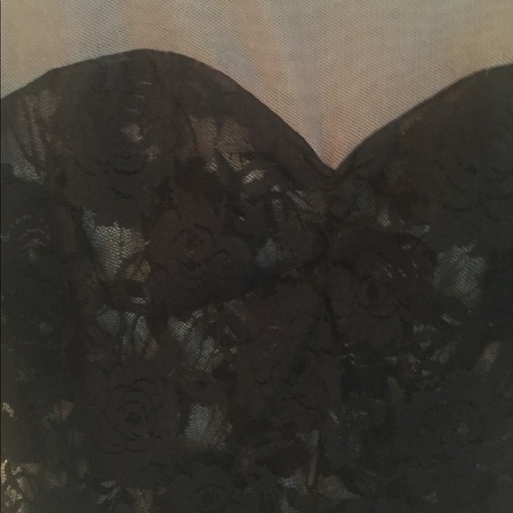 Lace and Mesh top. Gray and black. Sz small. - Picture 2 of 3