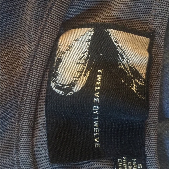 Lace and Mesh top. Gray and black. Sz small. - Picture 3 of 3