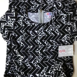 NWT LuLaRoe Small Amelia
