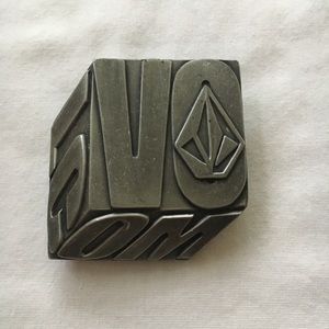 VOLCOM STONE Metal Belt Buckle Size is approx. 3x3