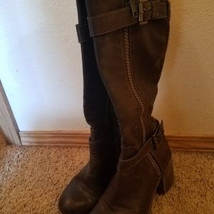 ONTHEWALL size 7 tall riding boots