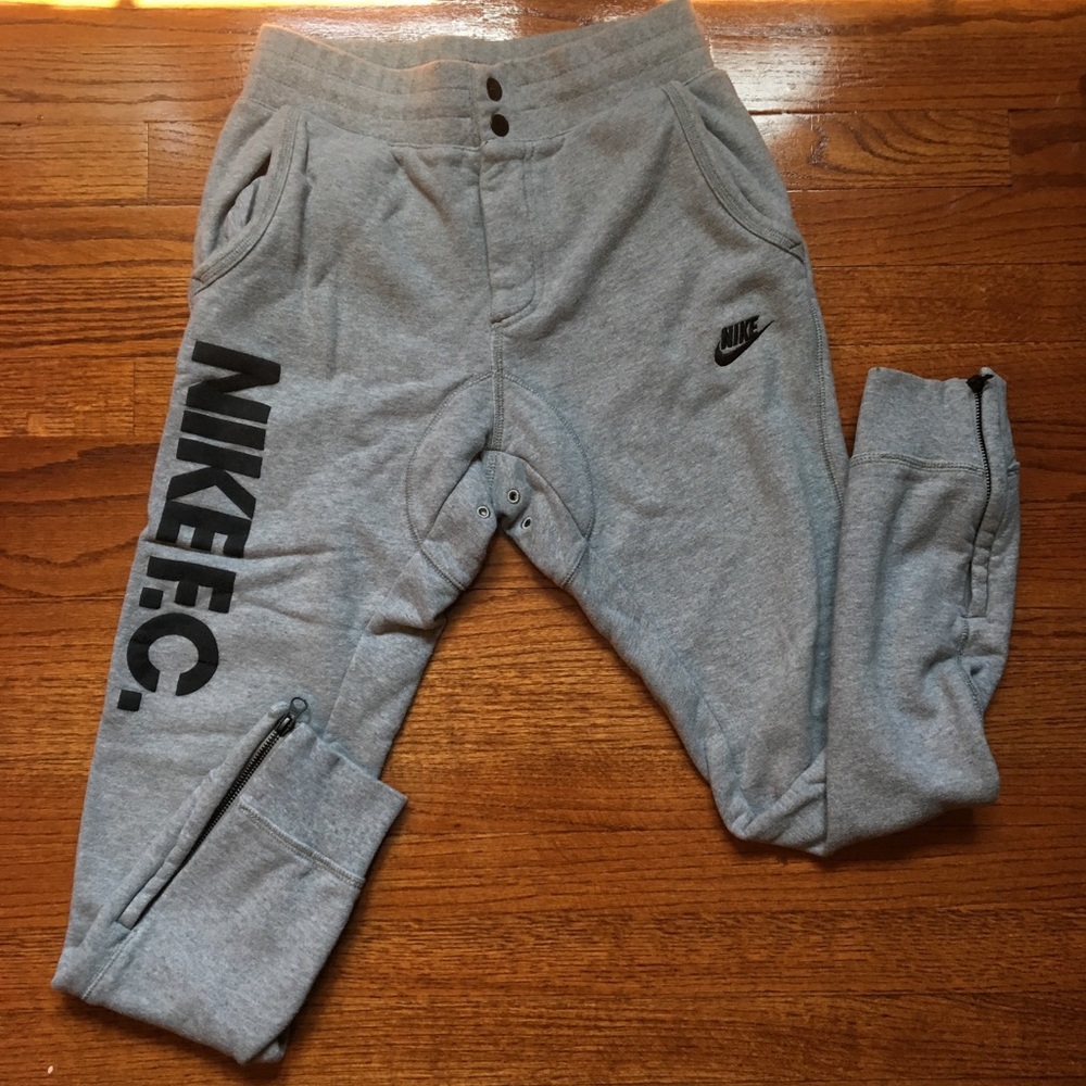 Nike F.C Sweats