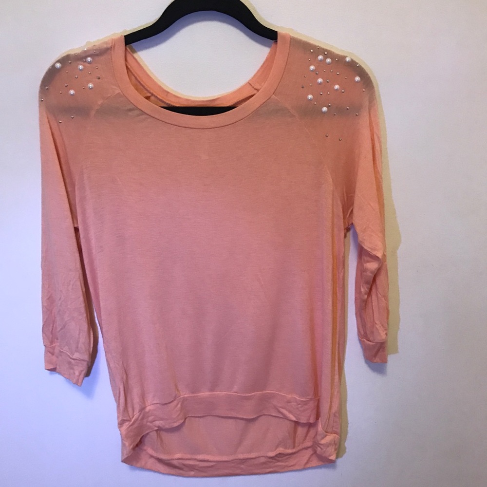 Peach Hi-Low Hem 3/4 Sleeves Blouse w/ Pearl Studs