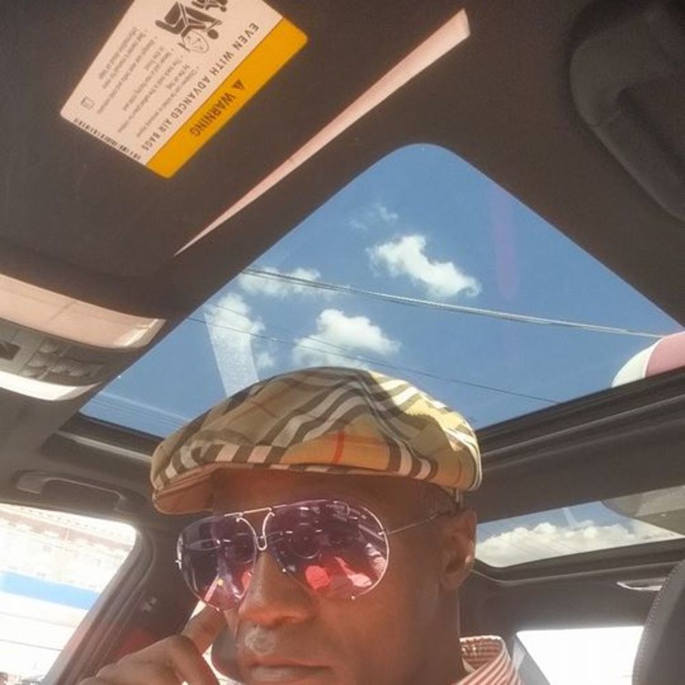 Meet your Posher, Javon