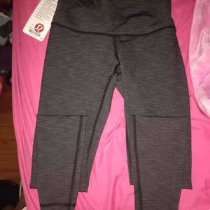 Lululemon size 6 leggings