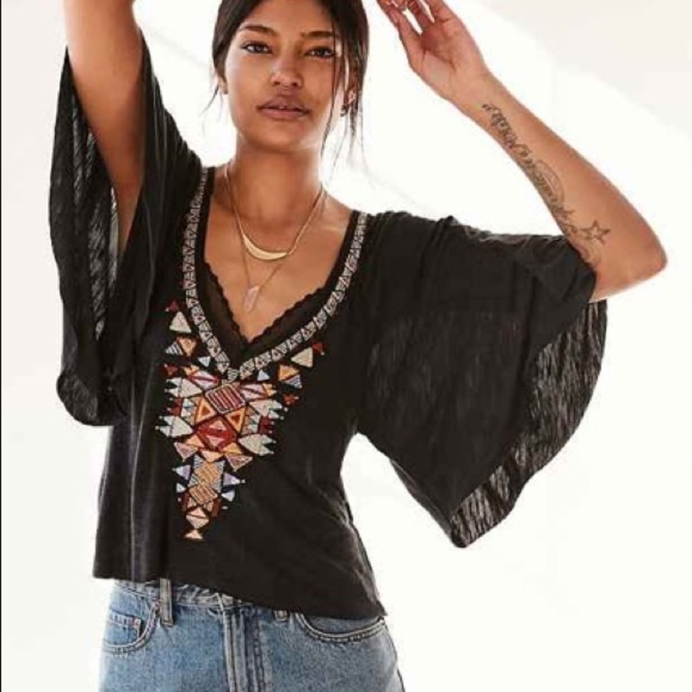SALE Never Worn Urban Outfitters Embroidered Top