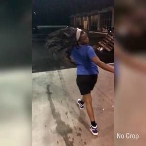 Meet your Posher, Anaya