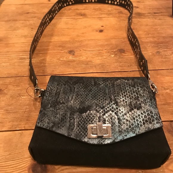 NWOT Free People trendy suede crossbody bag - Picture 7 of 8