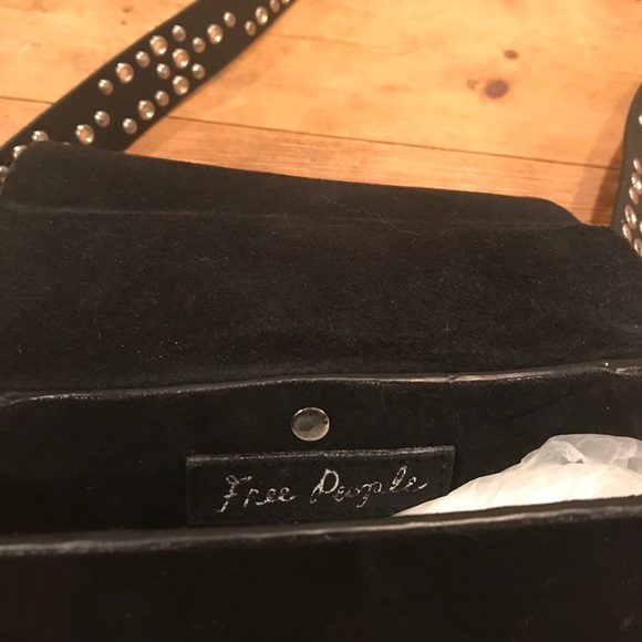 NWOT Free People trendy suede crossbody bag - Picture 8 of 8