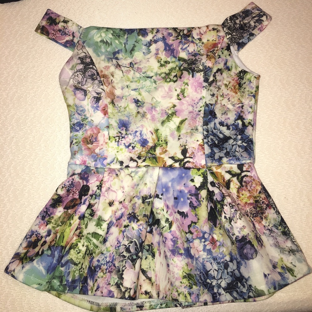 Floral Off the shoulder top