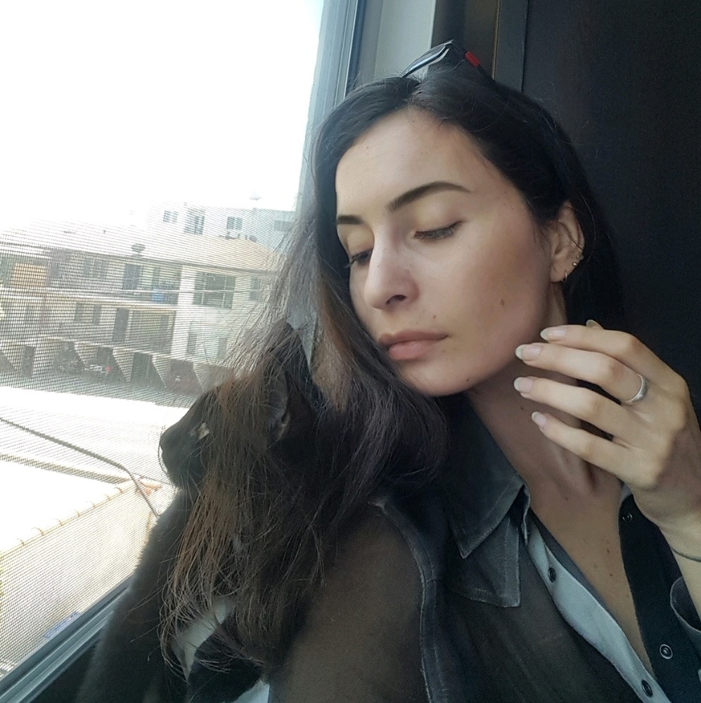 Meet your Posher, Hinu