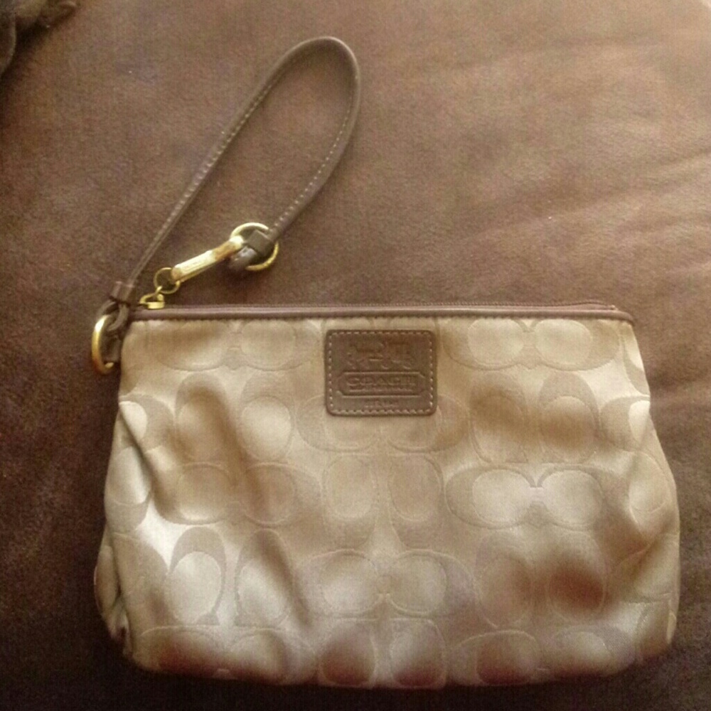 Coach wristlet monogram