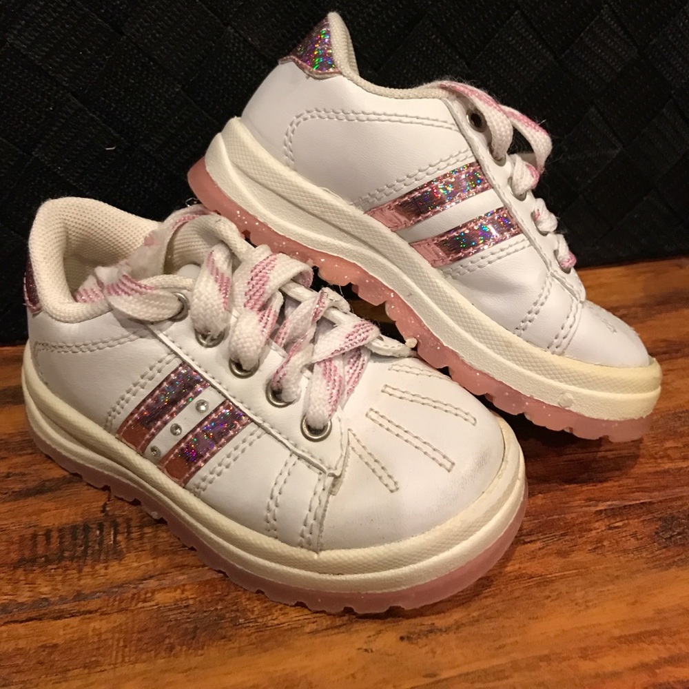 Toddler girl's size 6.5
