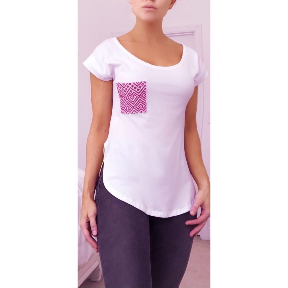 NEVER WORN Wynwood boutique top with knit pocket