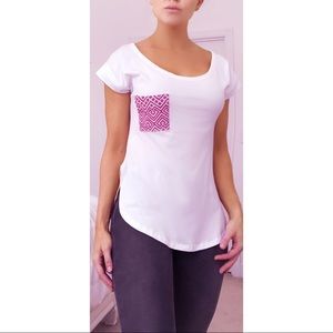 NEVER WORN Wynwood boutique top with knit pocket