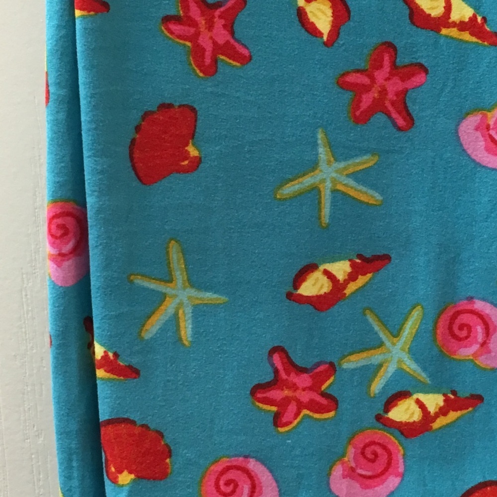 Lularoe Beach/Seashell leggings. BNWOT