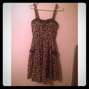 H & M Leopard Print Pin Up Rockabilly Diner Dress