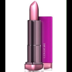 🚫 Covergirl Lipstick in shade Verve 370