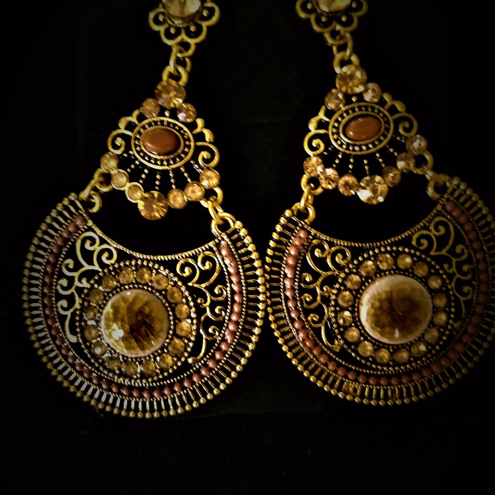 JUST IN   Austrian Crystal Earrings