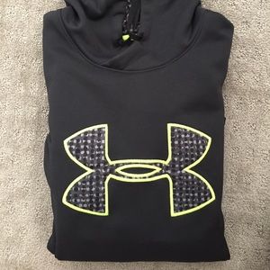Under Armour sweatshirt