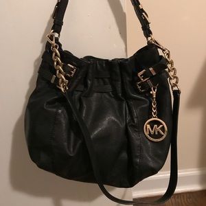 Michael Kors leather slouchy shoulder bag.