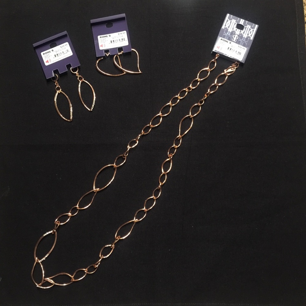 Jennifer Lopez Necklace and Earrings