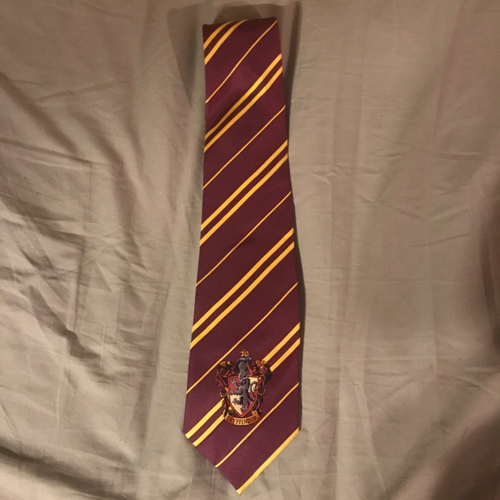 💖PRICE LOWERED💖 Harry Potter Griffindor tie